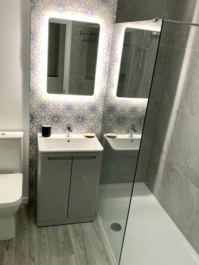 La Brisa-Fully Refurbished, Perfect Local Villa Portrush Kültér fotó