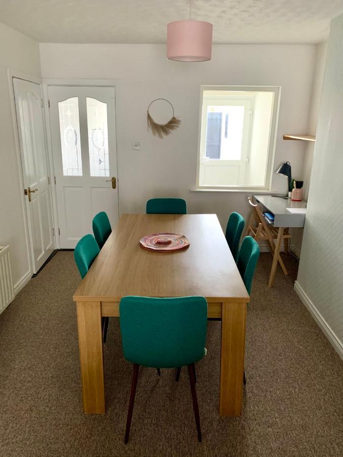 La Brisa-Fully Refurbished, Perfect Local Villa Portrush Kültér fotó